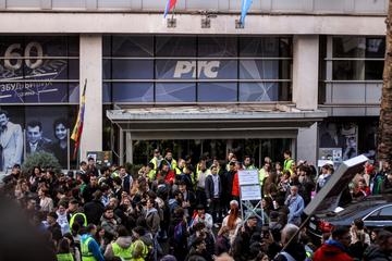 Gli studenti serbi bloccano la RTS - © Nikola93/Shutterstock